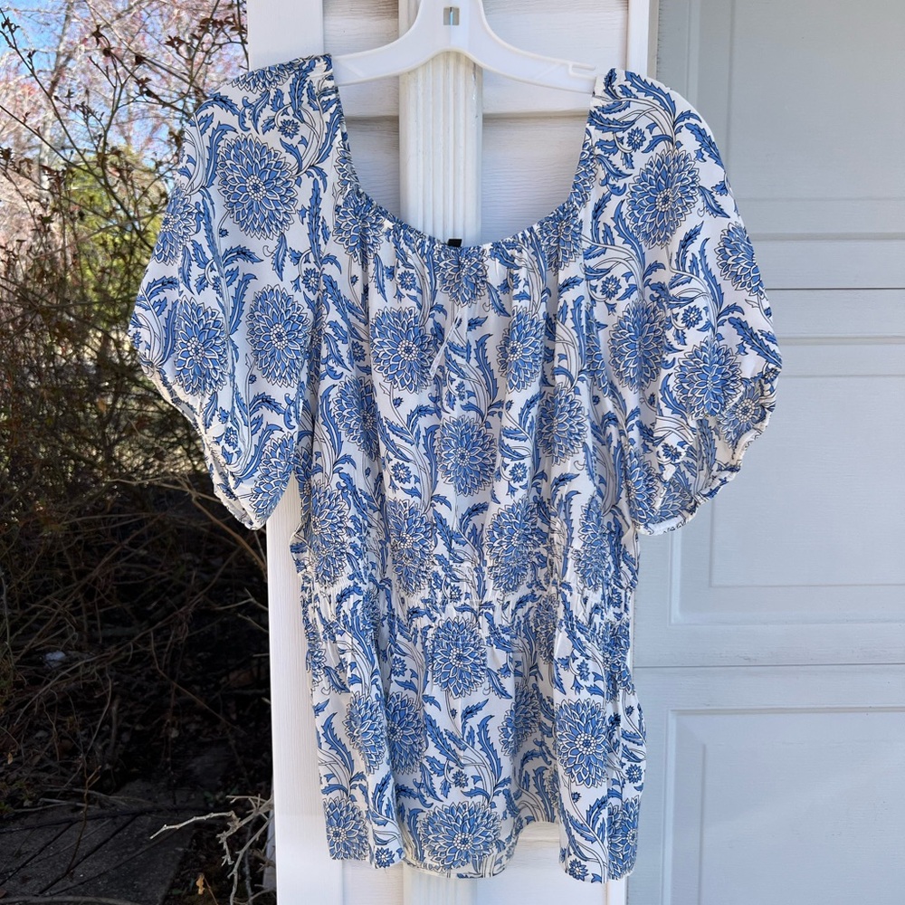 NWT Talbots Pretty White Blue Floral Peplum Square Neck Short Sleeve Blouse